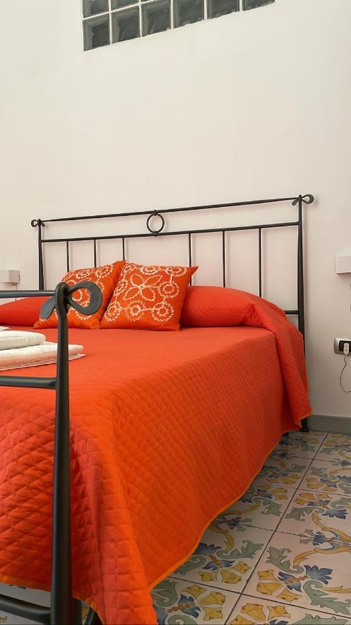 Queen Carolina'S Homes - Apartments In Old Town Наполи Екстериор снимка