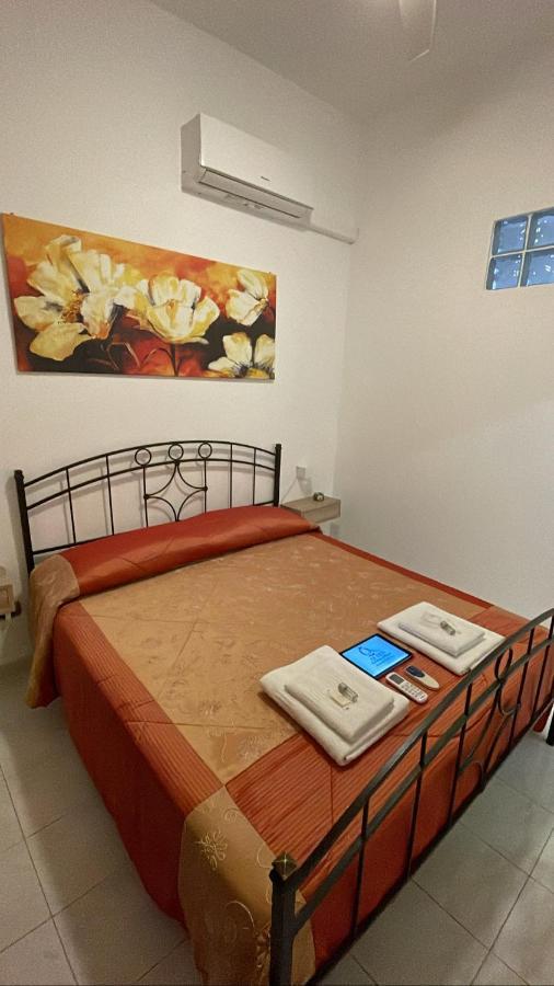Queen Carolina'S Homes - Apartments In Old Town Наполи Екстериор снимка
